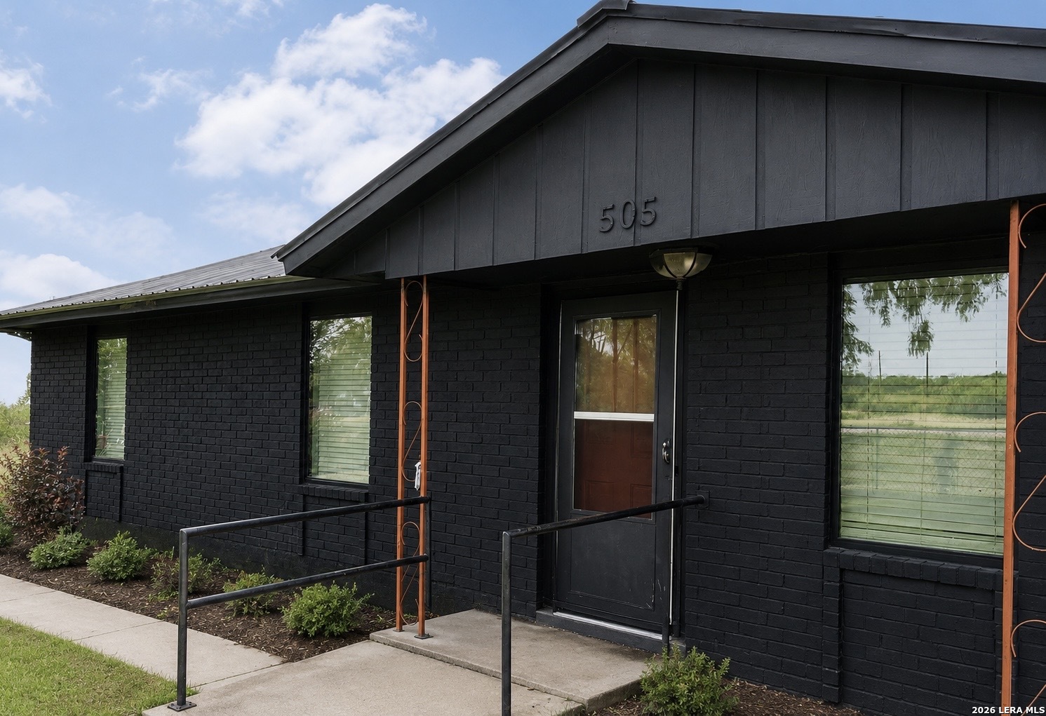 505 W Fm 140