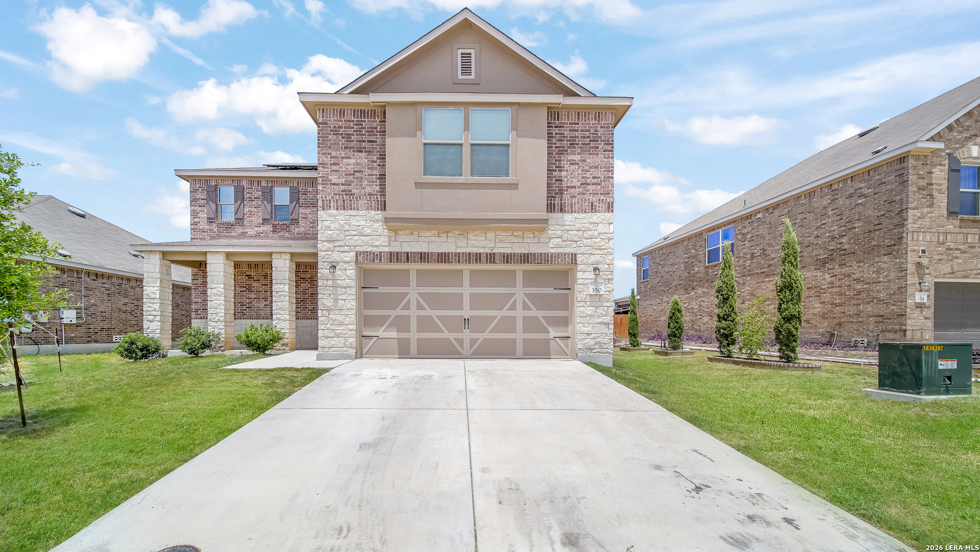 350 Colonial Blf, Universal City, TX 78148 — photo 1
