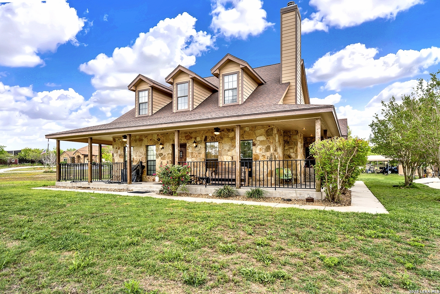 3283 Hartfield, La Vernia, TX 78121 — photo 1