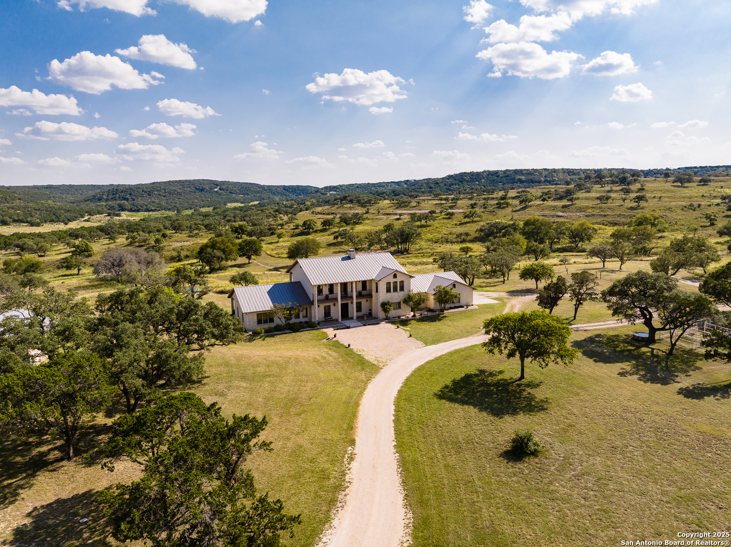 945 Elm Pass, Center Point, TX 78010 — photo 1
