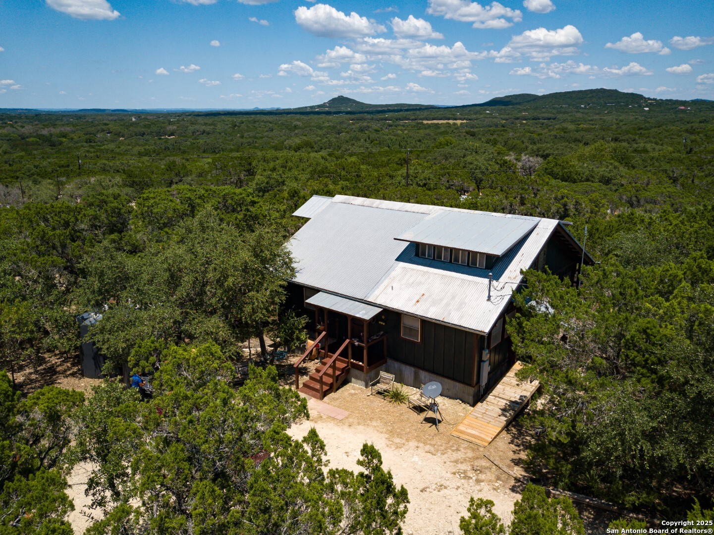 810 12th, Lakehills, TX 78063 — photo 1