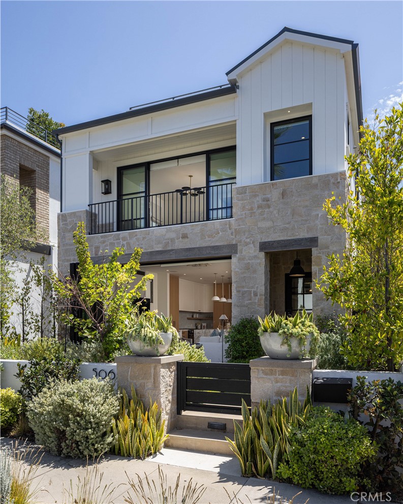 506 Goldenrod Ave, Corona Del Mar, CA 92625 — photo 1