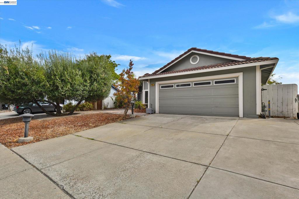 4205 Palomar Dr, Antioch, CA 94531 — photo 1