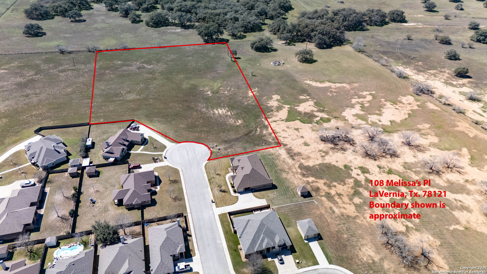 108 Melissas Place, La Vernia, TX 78121 — photo 1