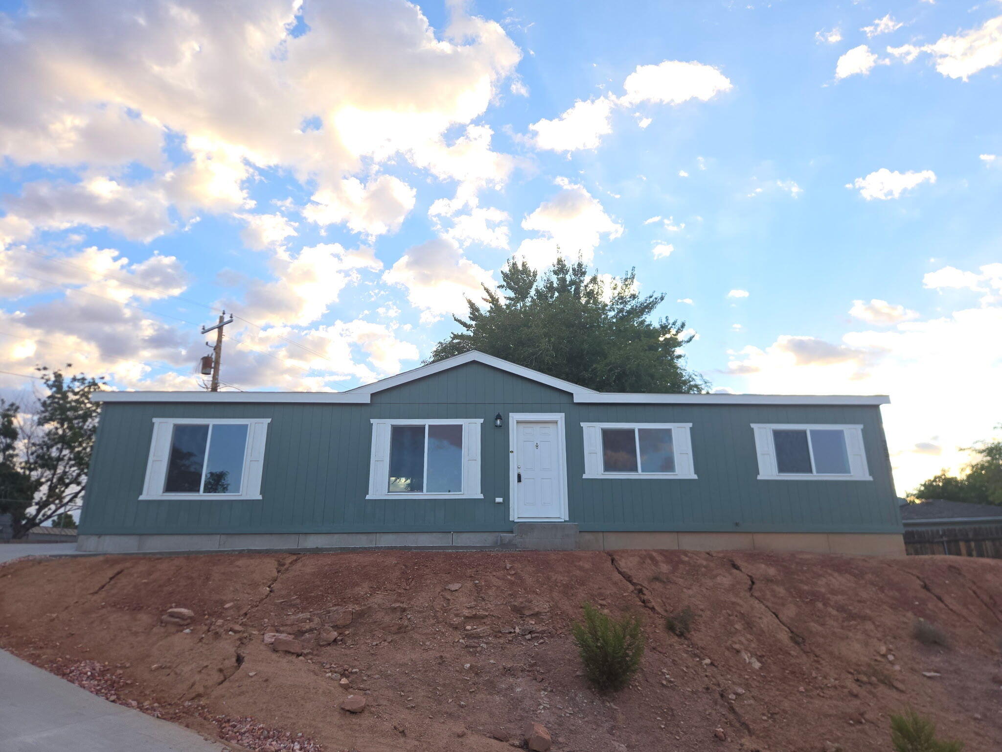 355 Pectol ST, Washington, UT 84780 — photo 1