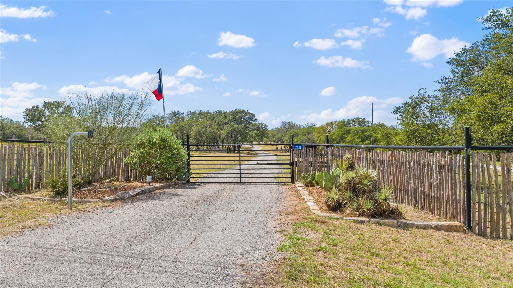 2631 N US Hwy 281 None, Johnson City, TX 78636 — photo 1