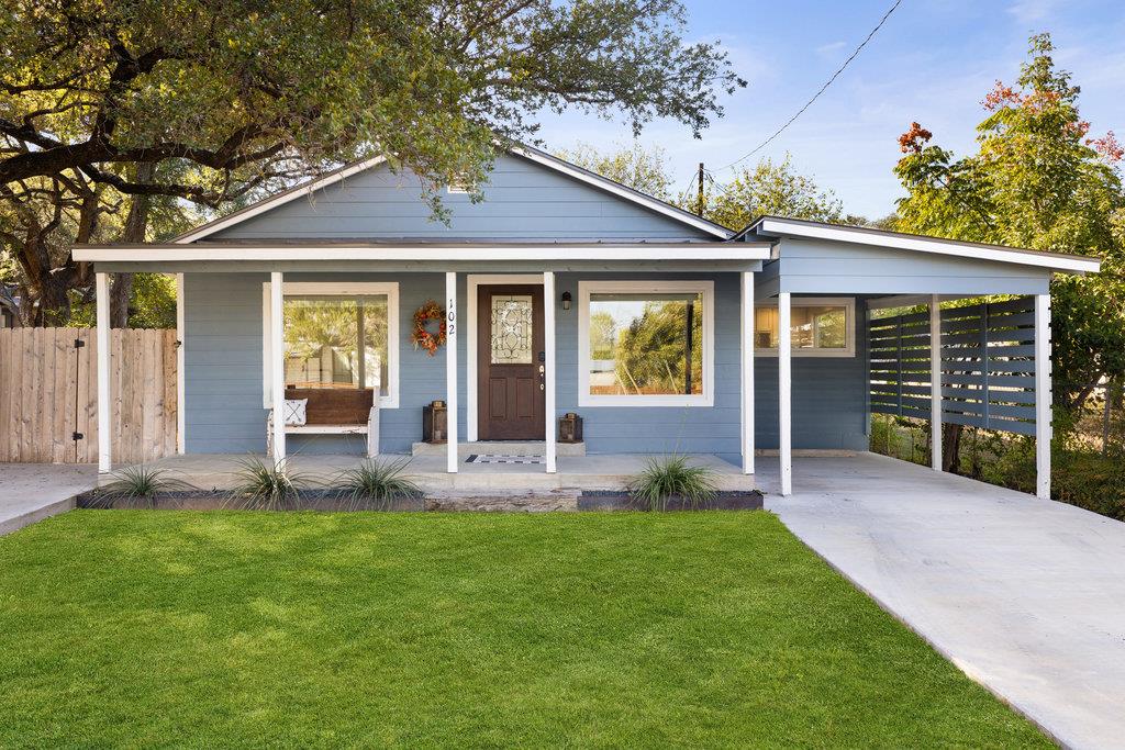 102 Ranchview