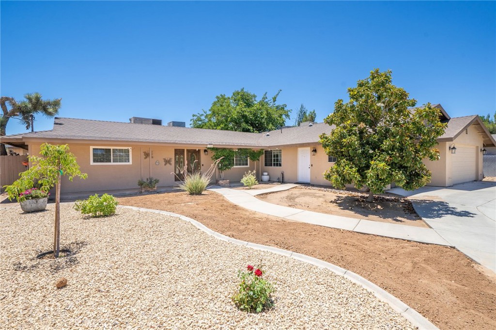 17345 Vista St, Hesperia, CA 92345 — photo 1