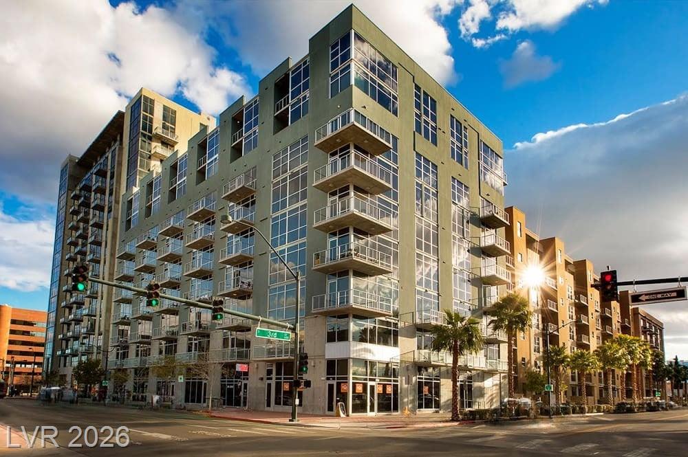 353 East Bonneville Avenue 626, Las Vegas, NV 89101 — photo 1