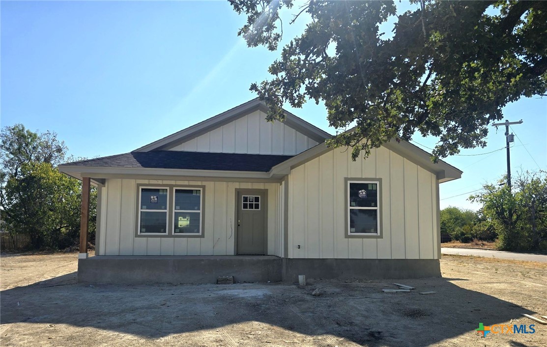 502 N 14th Street, Gatesville, TX 76528 — photo 1