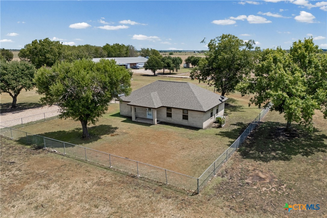 403 County View, Lockhart, TX 78644 — photo 1