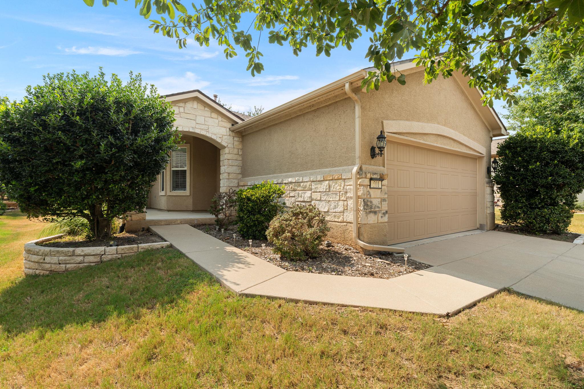 501 Sheldon Lake, Georgetown, TX 78633 — photo 1