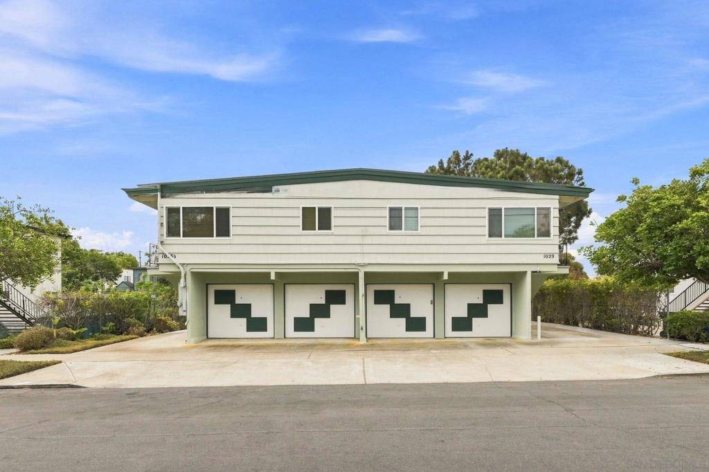 1029 Hayes Ave, San Diego, CA 92103 — photo 1