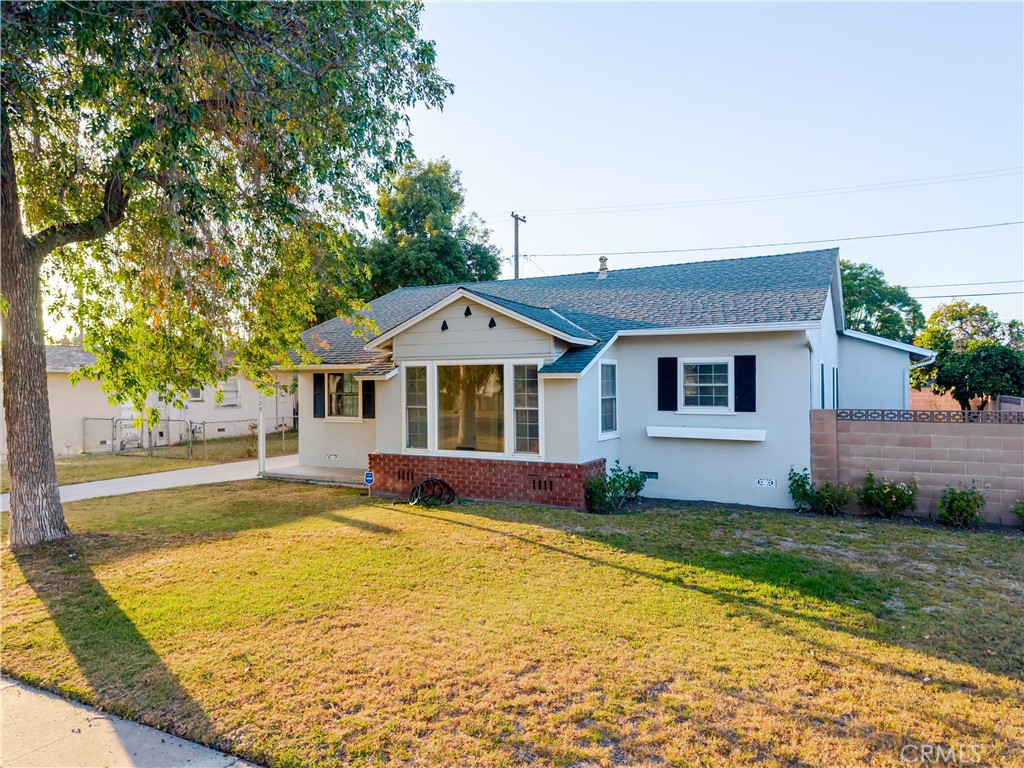 2129 W Cerritos, Anaheim, CA 92804 — photo 1
