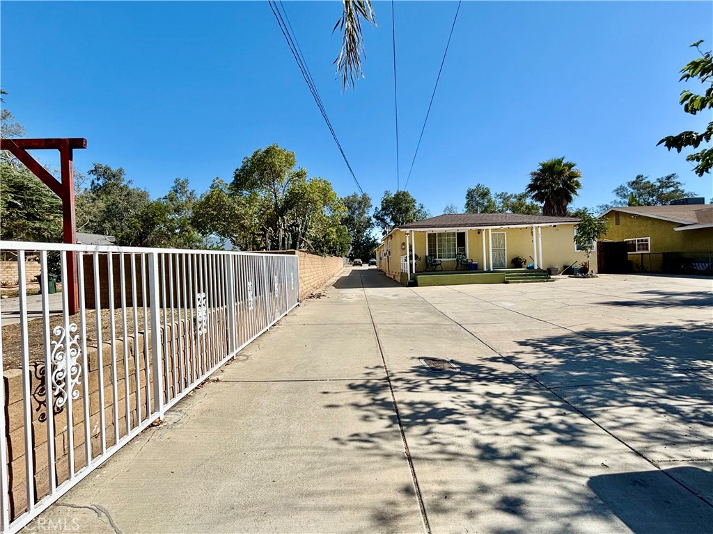 17032 Malaga Street, Fontana, CA 92336 — photo 1