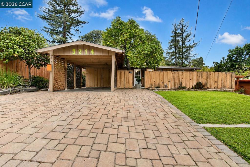 3214 Pine St., Martinez, CA 94553 — photo 1