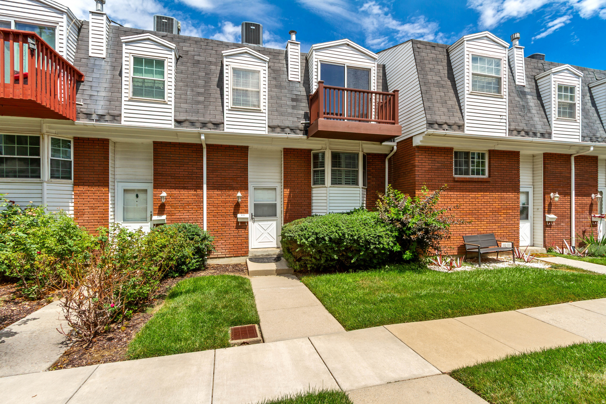 635 E WILLIAMSBURG PARK CIR CRK, Sandy, UT 84070 — photo 1