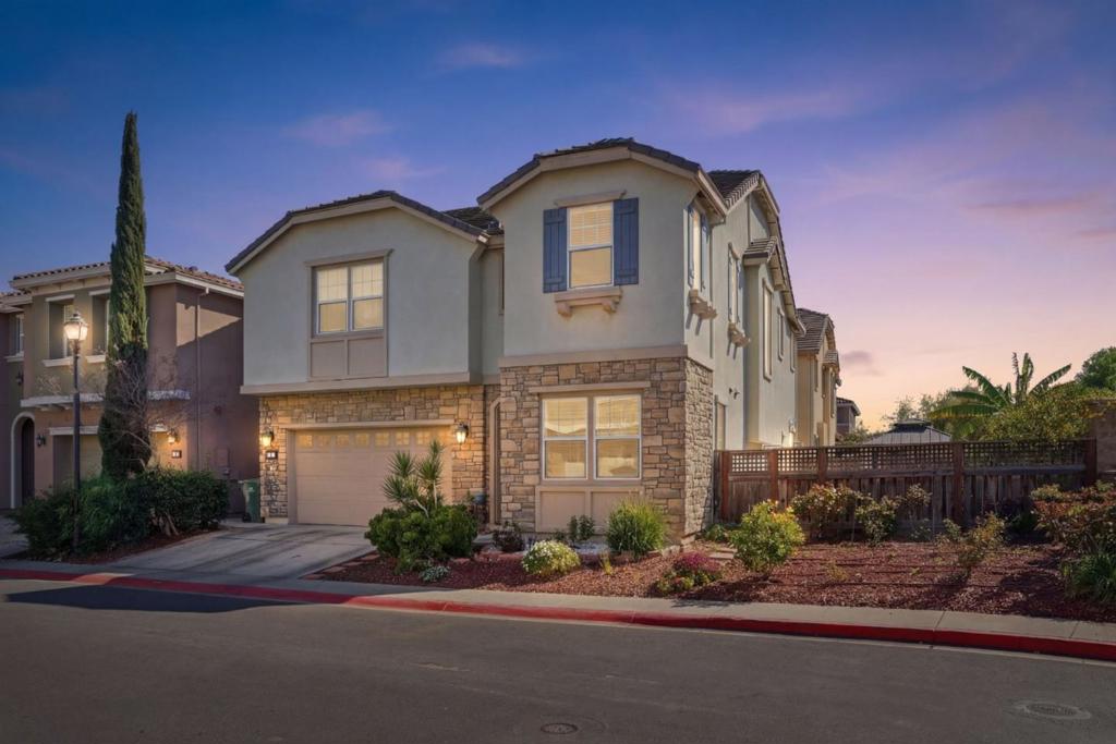 9 Chysis Road, Milpitas, CA 95035 — photo 1