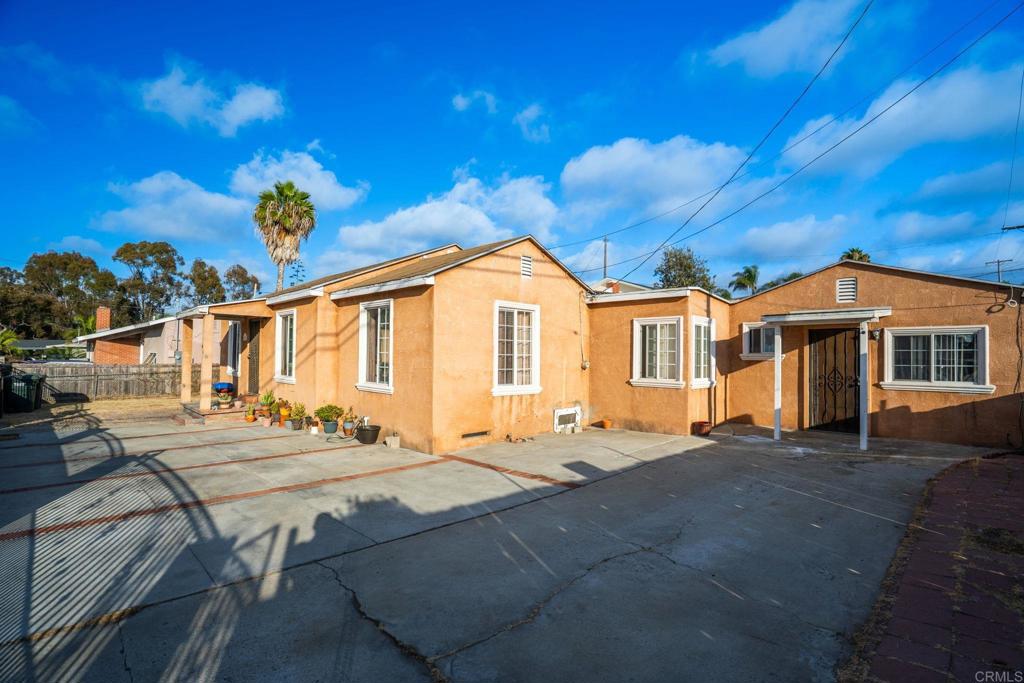 140 Palm Ave, National City, CA 91950 — photo 1
