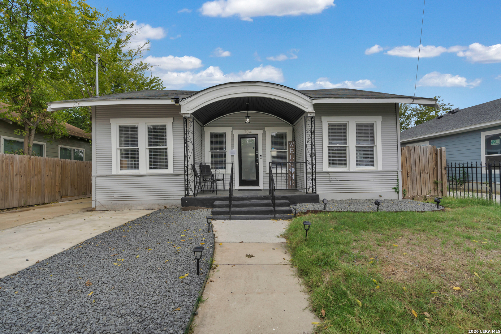 704 Cuney, San Antonio, TX 78210 — photo 1