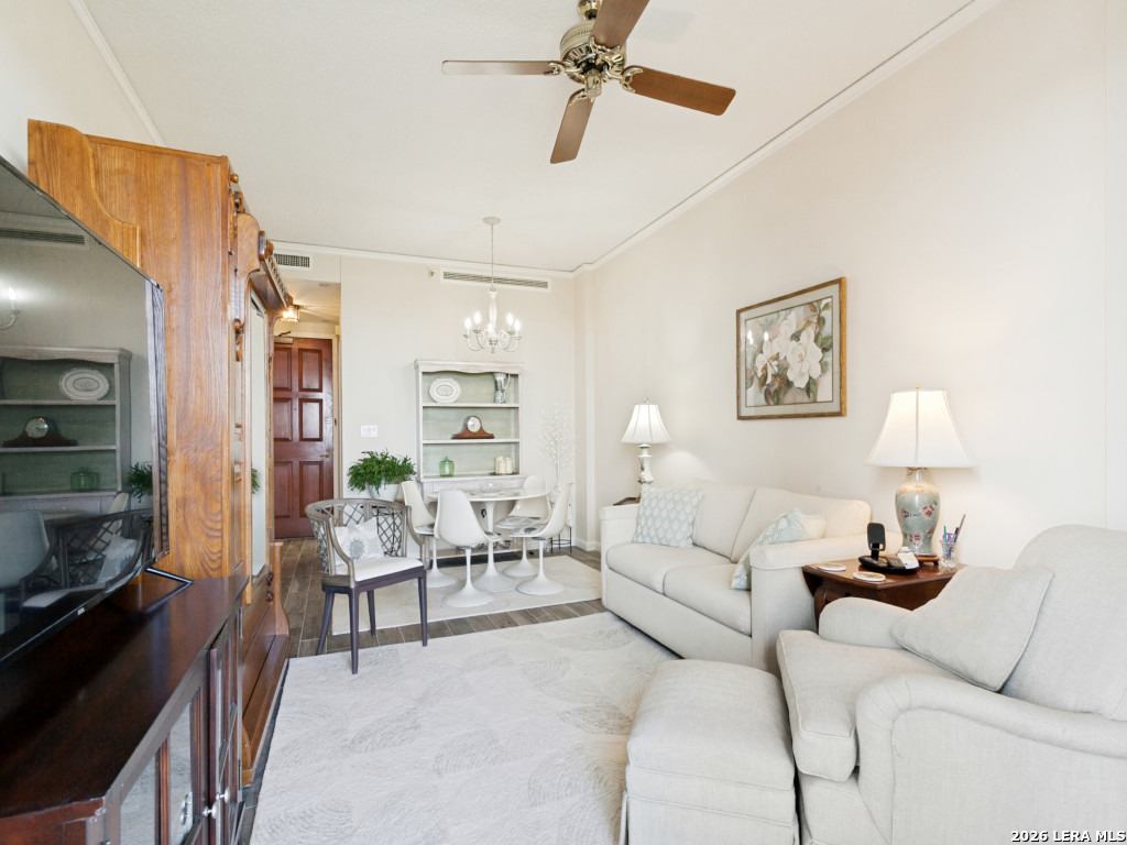 1 Towers Park Ln, ,  78209 — photo 1