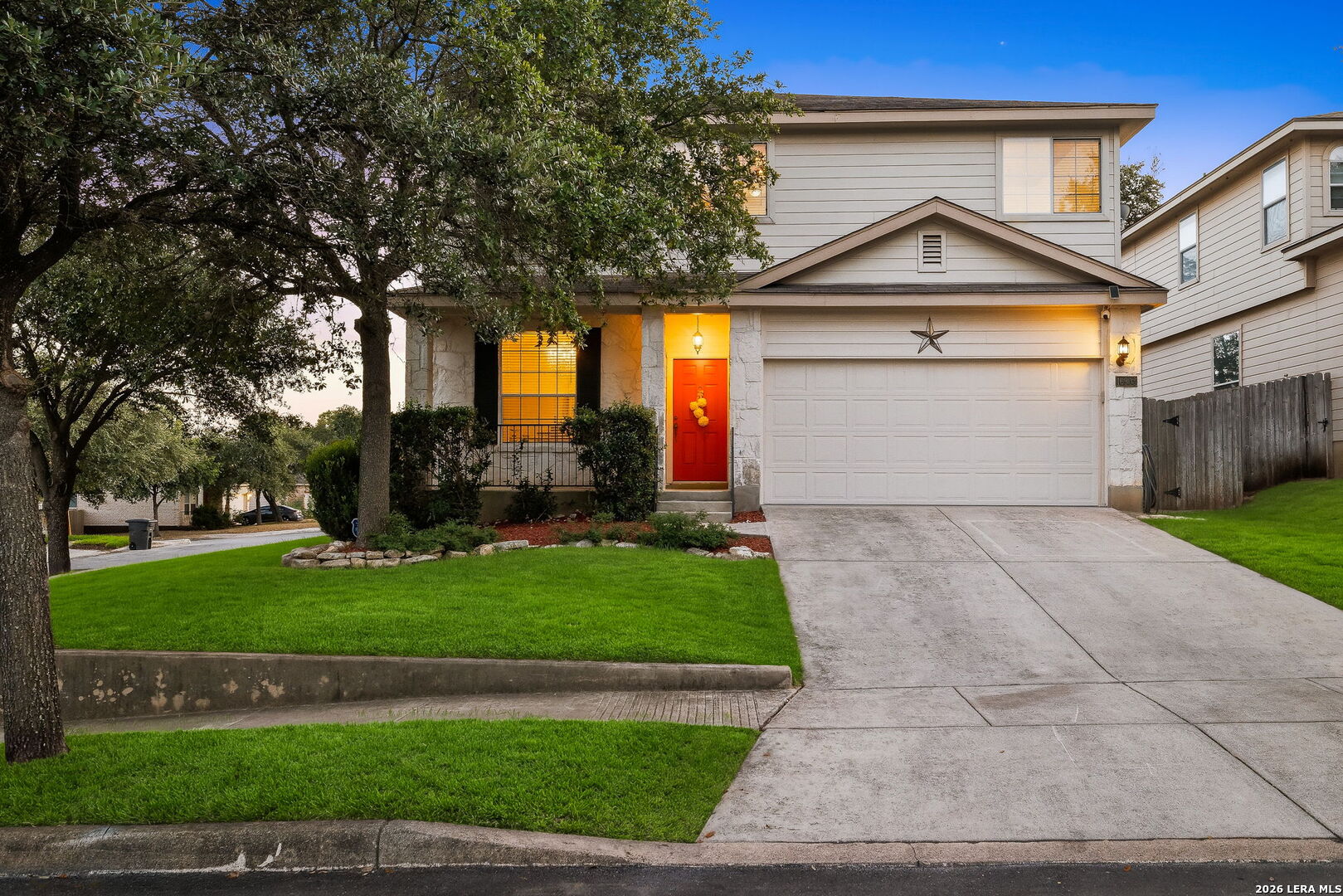 16903 GRAHAM WALK, San Antonio, TX 78247 — photo 1
