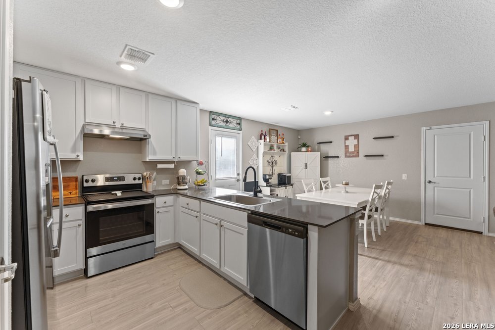 903 Stricker Path, , 78221 — photo 1