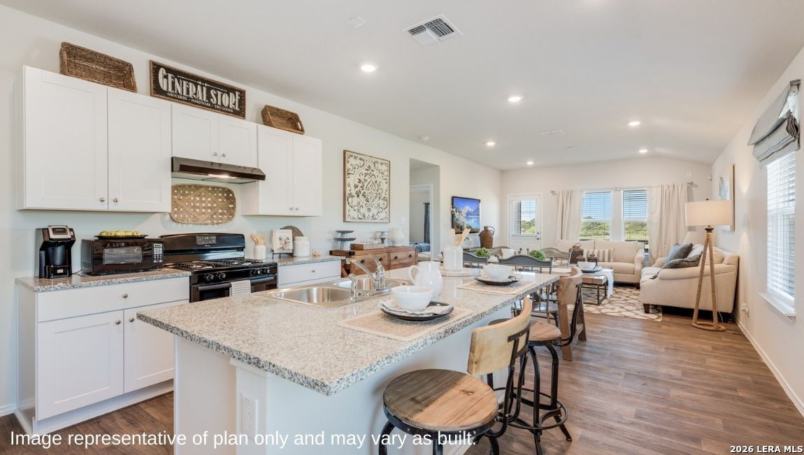 5926 Basalt Bay, ,  78222 — photo 1