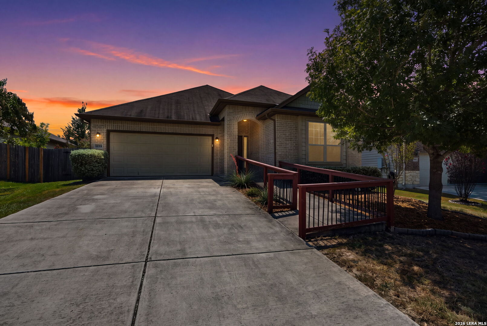 4624 SPLIT OAK RD, Cibolo, TX 78108 — photo 1