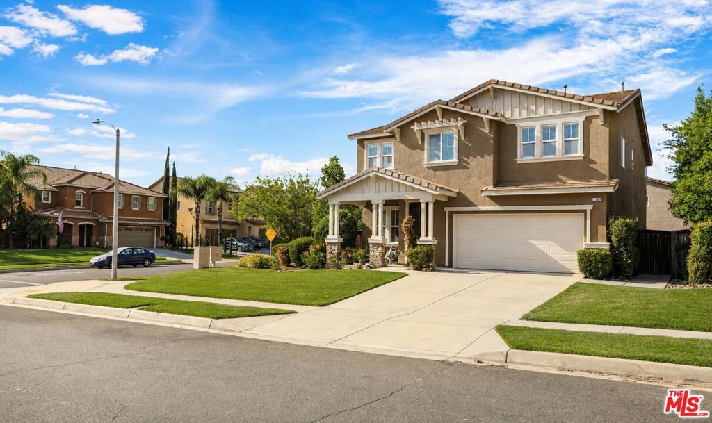 2167 Snowberry Lane, Mentone, CA 92359 — photo 1
