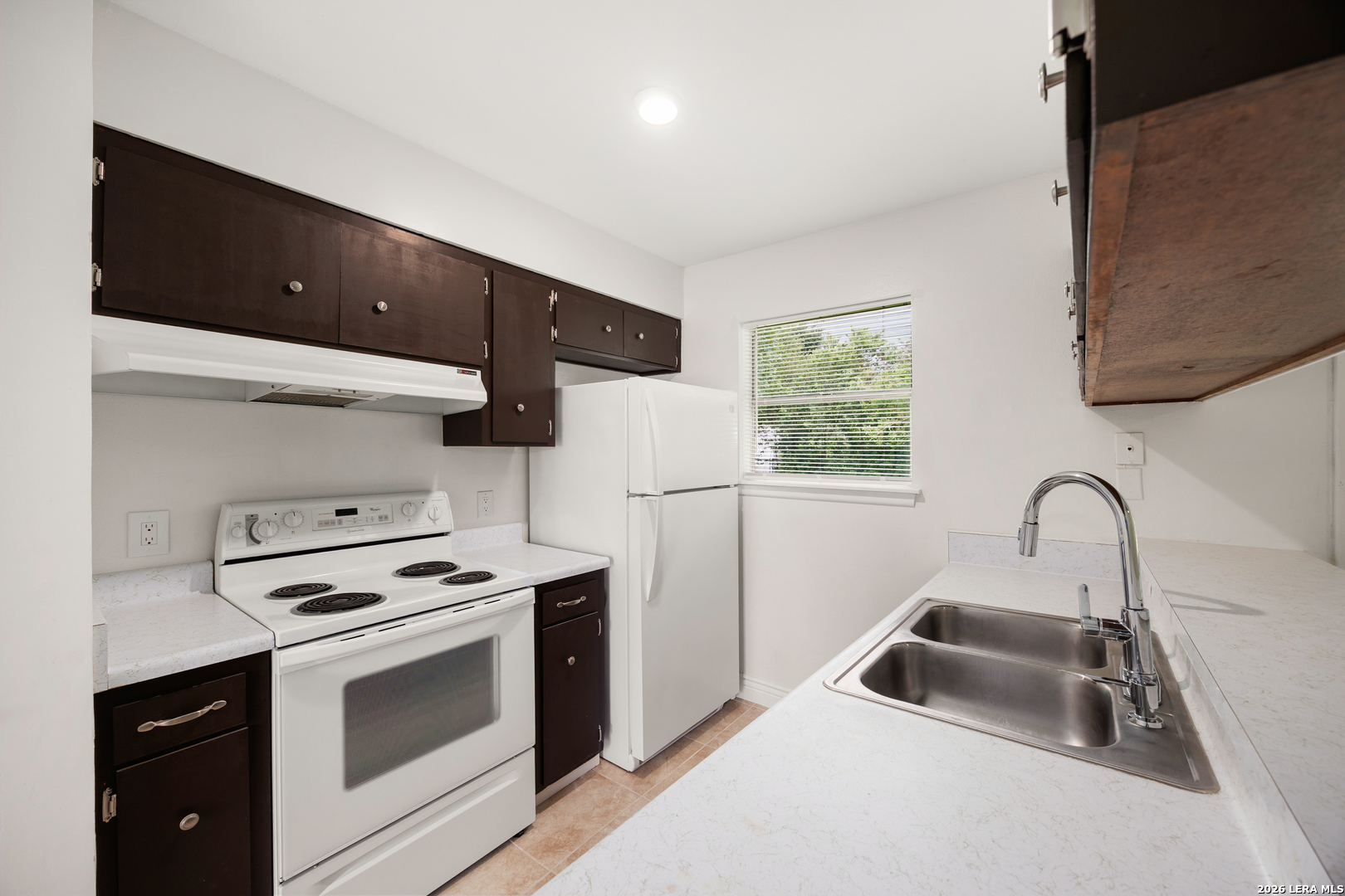 5230 SWANN LN, ,  78219 — photo 1