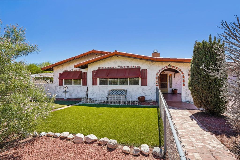6817 Warren Vista Avenue, Yucca Valley, CA 92284 — photo 1