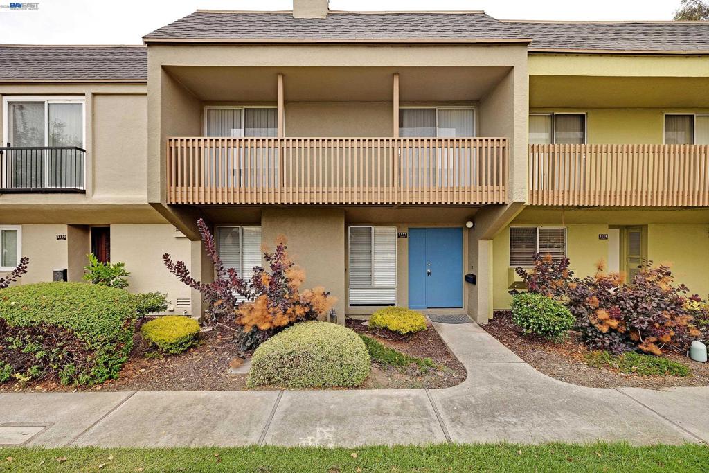 3122 La Cresta, Alameda, CA 94502 — photo 1