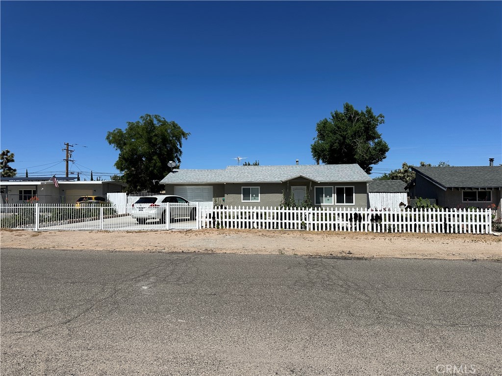 16116 Cajon, Hesperia, CA 92345 — photo 1