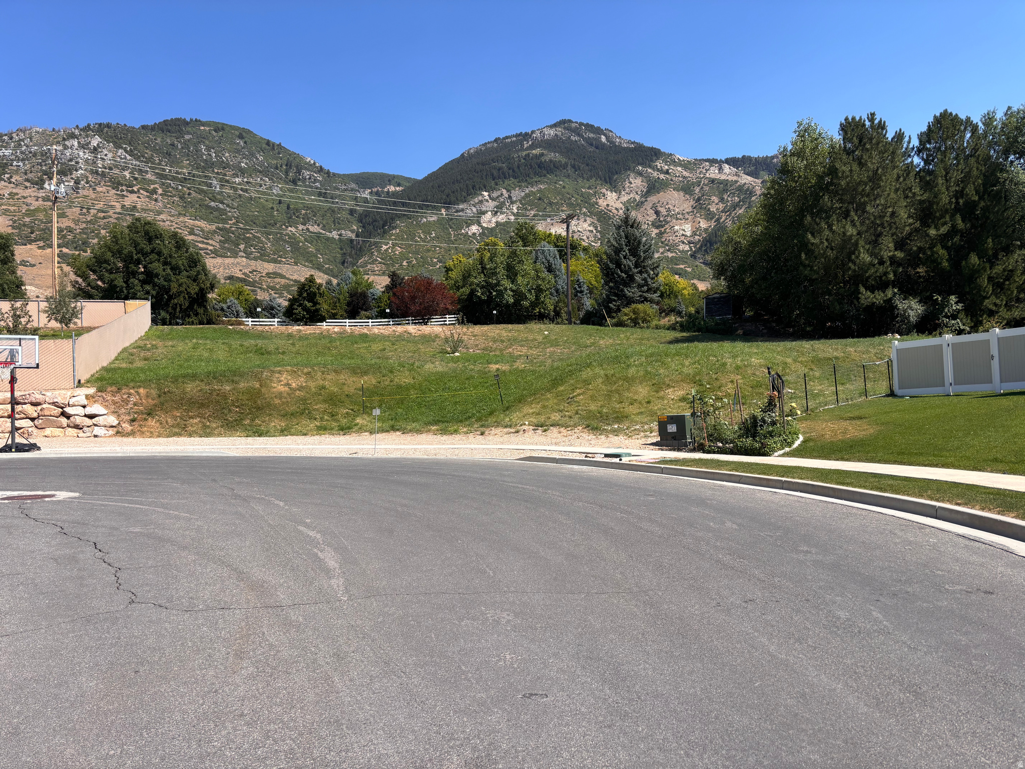 961 E 2050 N, North Ogden, UT 84414 — photo 1