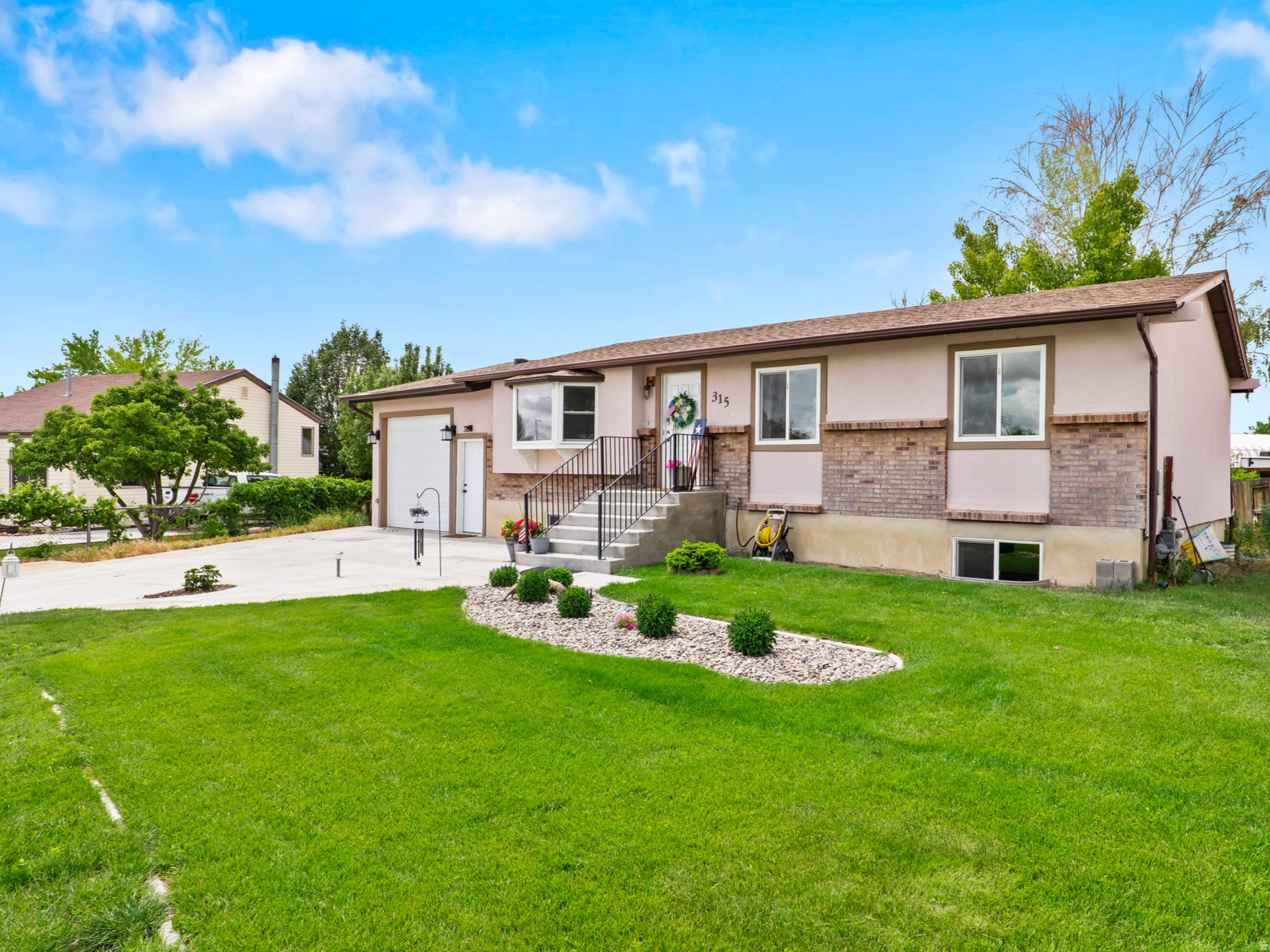 315 EMERY AVE, Castle Dale, UT 84513 — photo 1