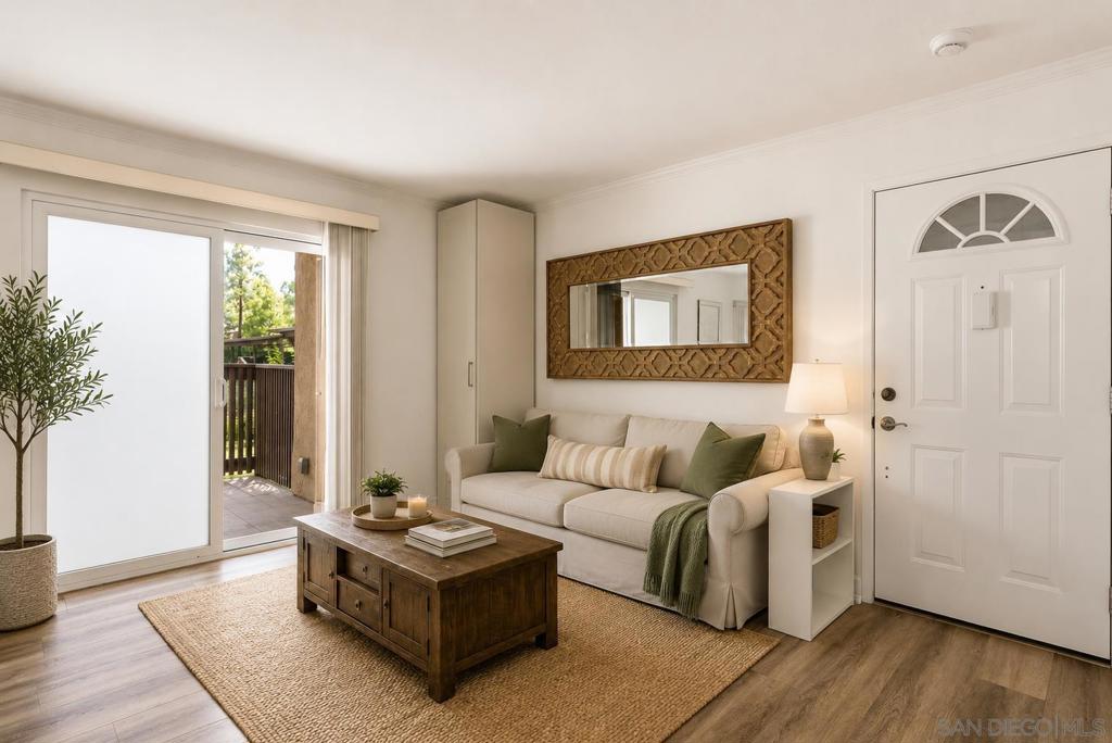 8581 Villa La Jolla J, La Jolla, CA 92037 — photo 1