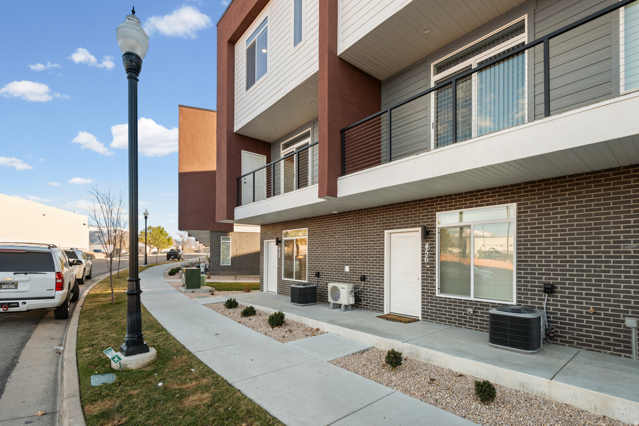 458 E DEPOT ST, Clearfield, UT 84015 — photo 1