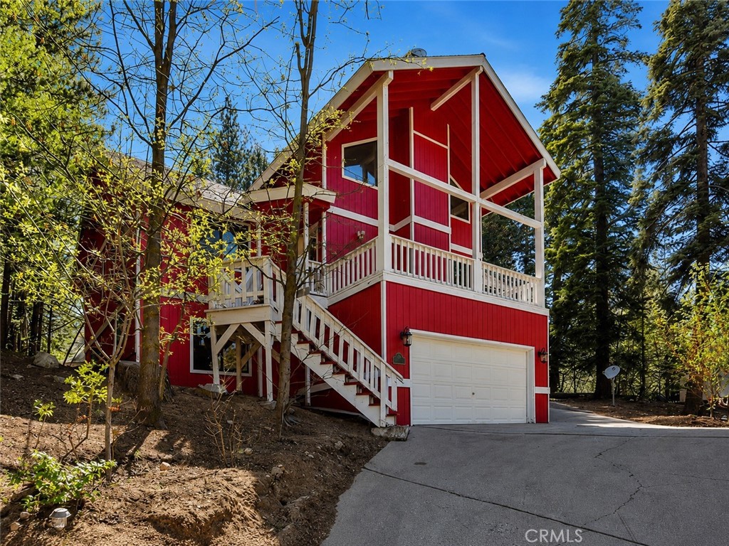 27661 Canyon Drive, Lake Arrowhead, CA 92326 — photo 1