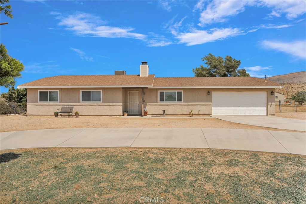 9515 Yucca Street, Apple Valley, CA 92308 — photo 1