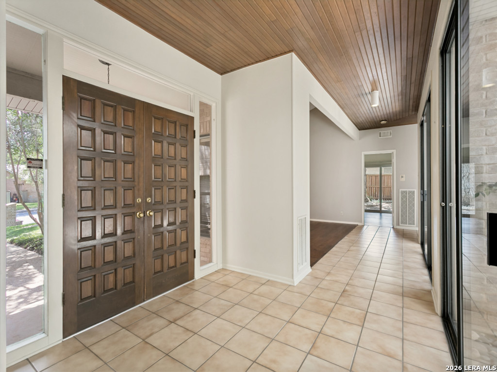 3451 HUNTERS RUN ST, , 78230 — photo 1