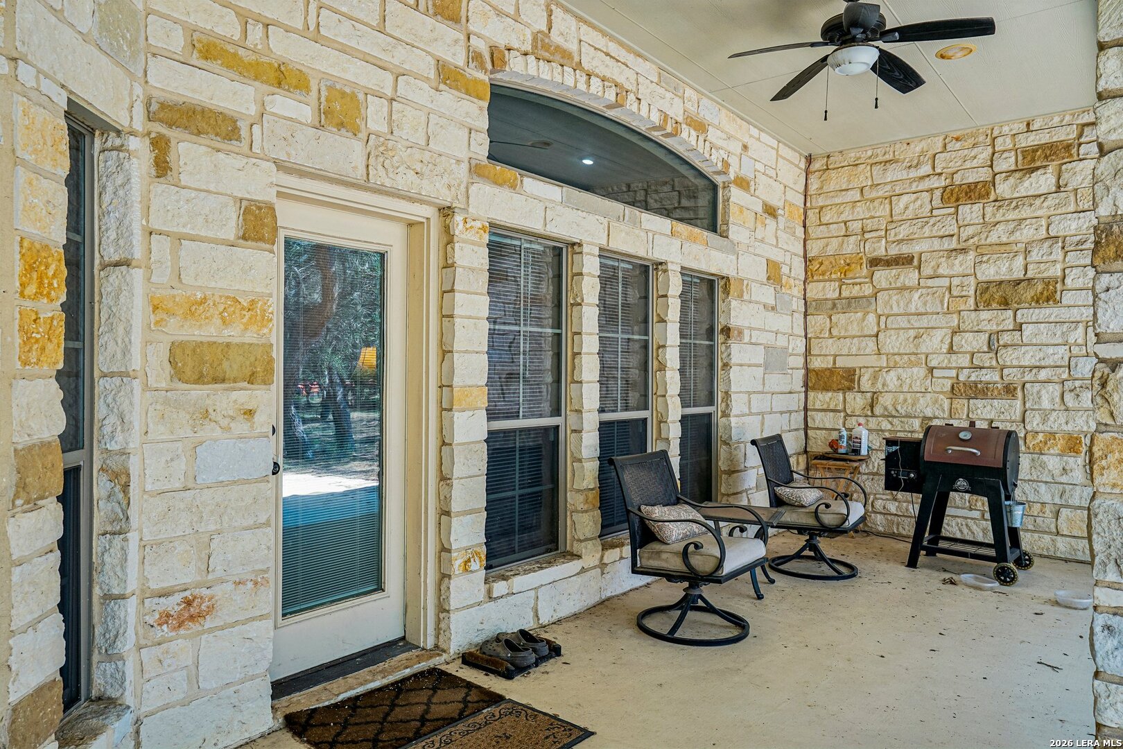 108 Medora Branch, Floresville, TX 78114 — photo 1