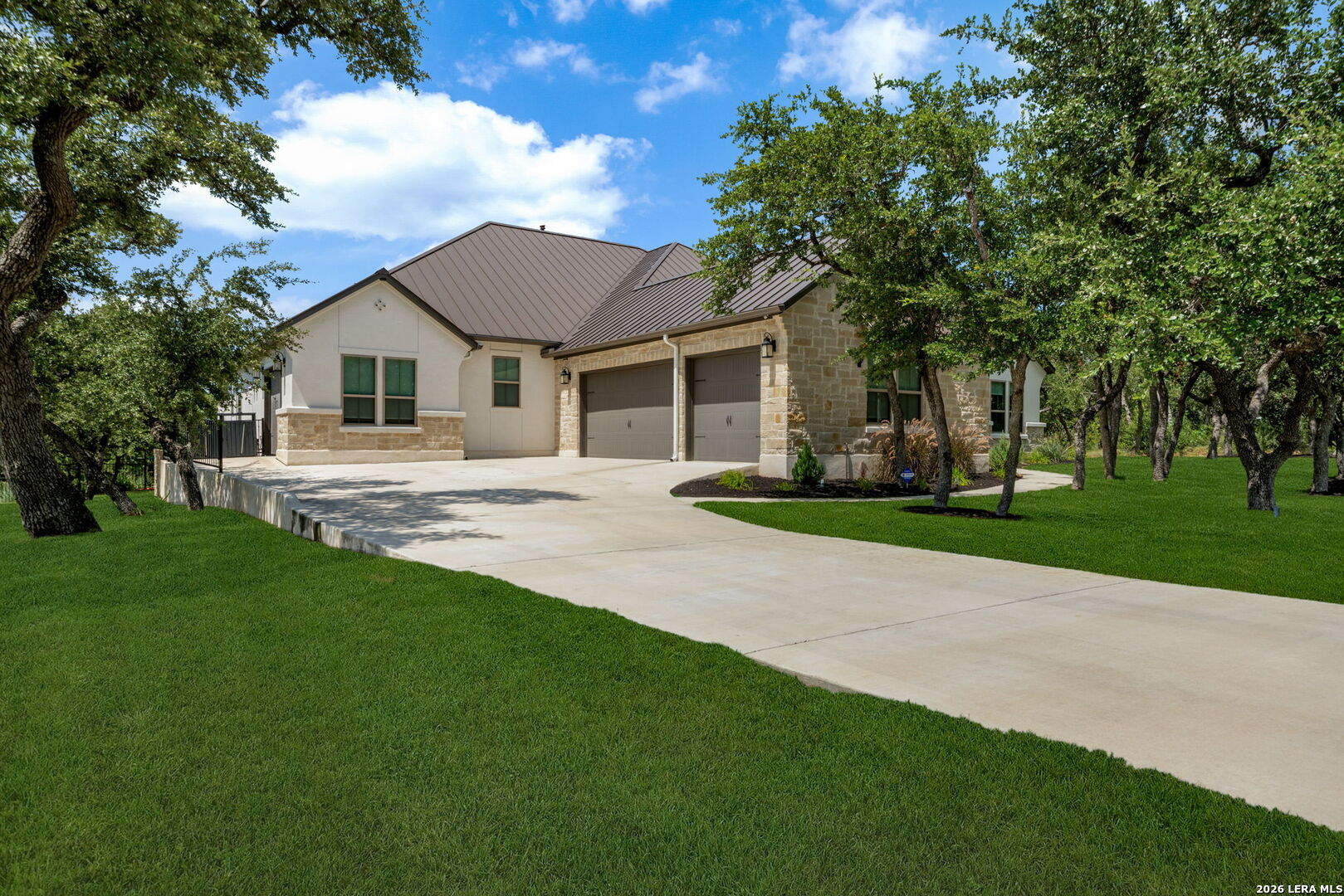 720 JOHANNA RIDGE RD, ,  78163 — photo 1