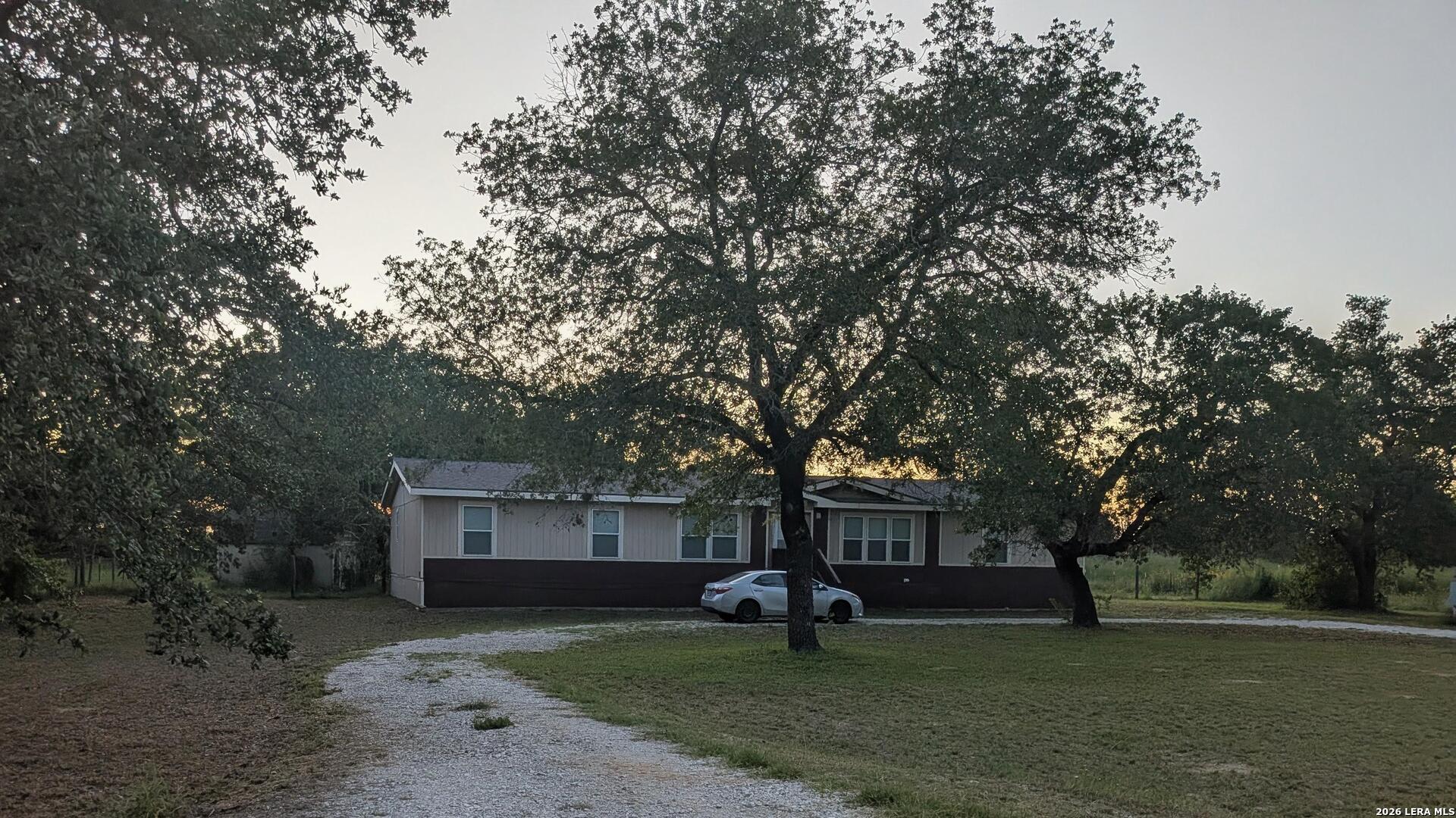 550 Avery Cir, ,  78065 — photo 1