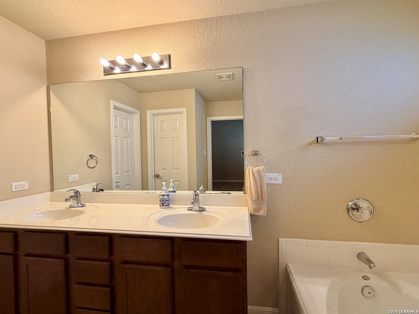 11727 Autumndale, , 78254 — photo 1
