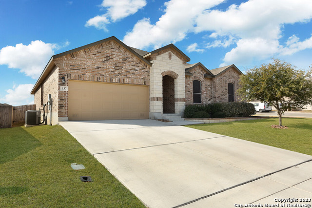 137 White Rock, Cibolo, TX 78108 — photo 1