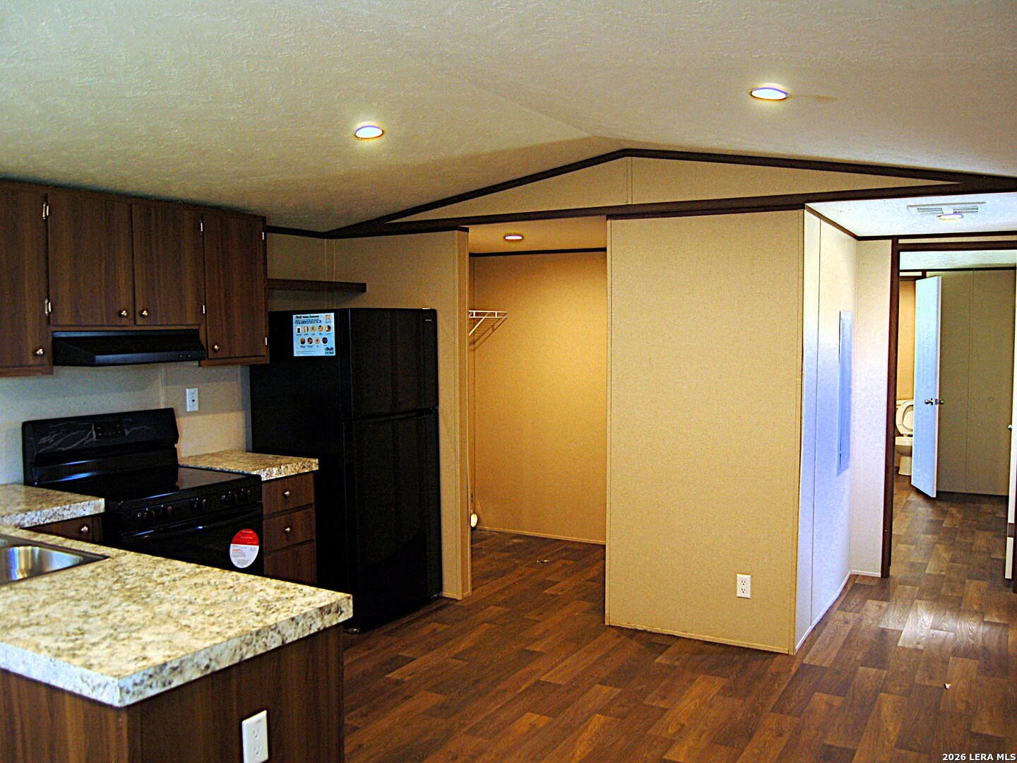 6061 County Road 2000, ,  78061 — photo 1