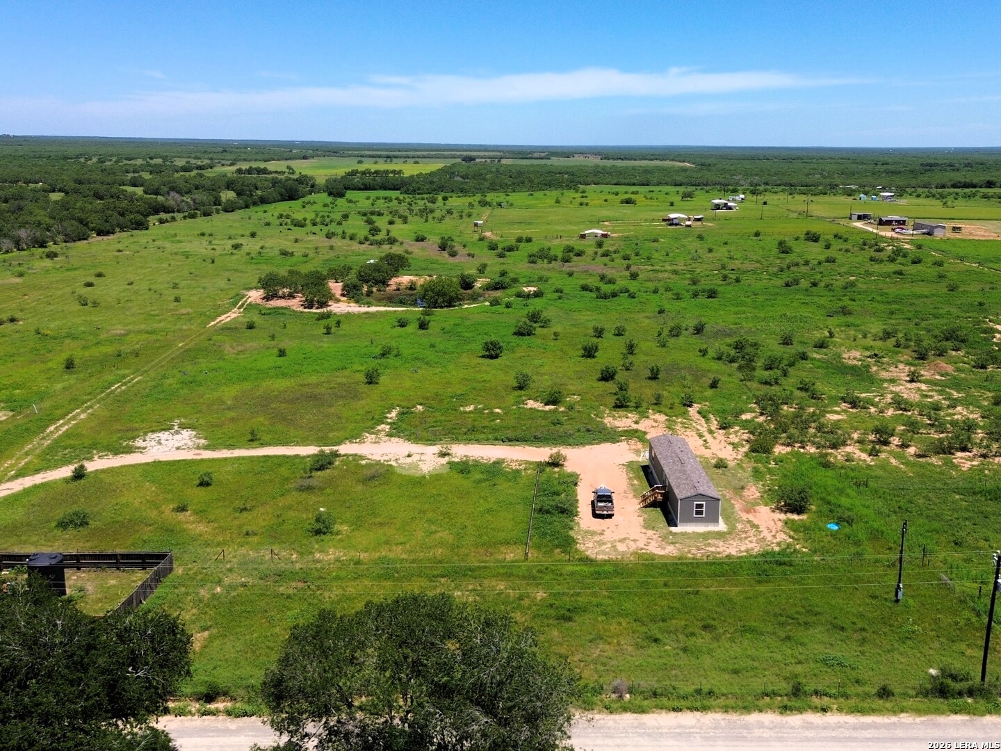 6061 County Road 2000, Pearsall, TX 78061 — photo 1