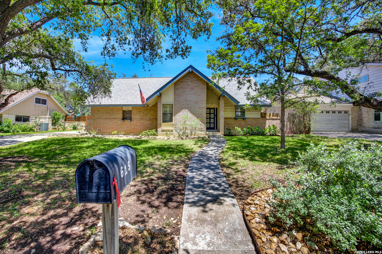 615 SERENADE DR, San Antonio, TX 78216 — photo 1