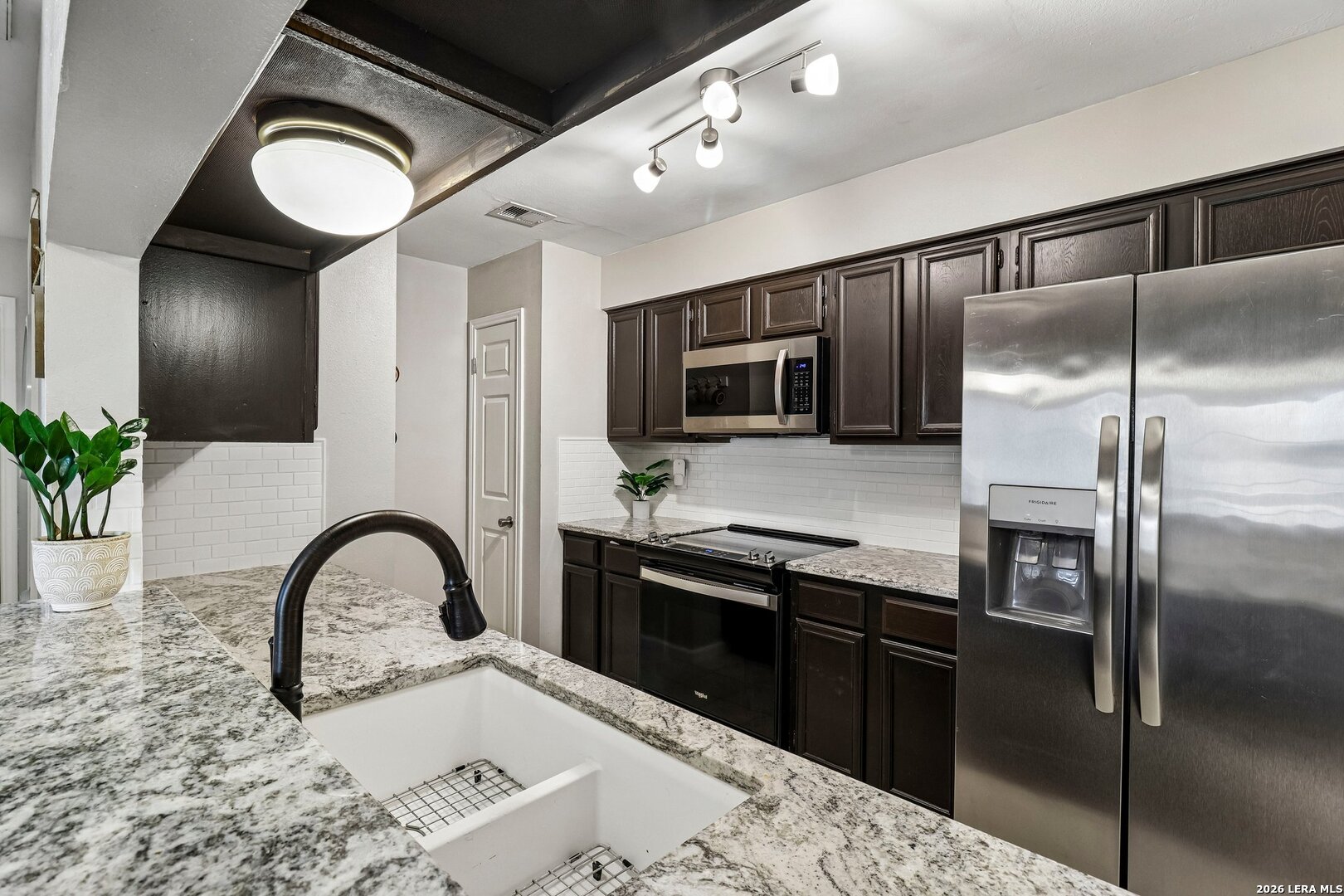 11839 Parliament, San Antonio, TX 78216 — photo 1